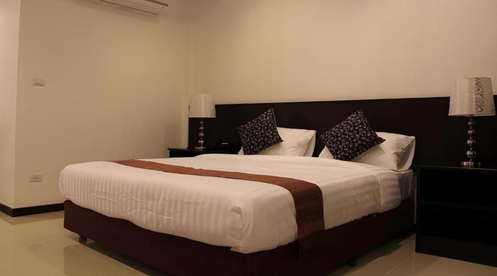 Baan Nan Hotel Екстериор снимка